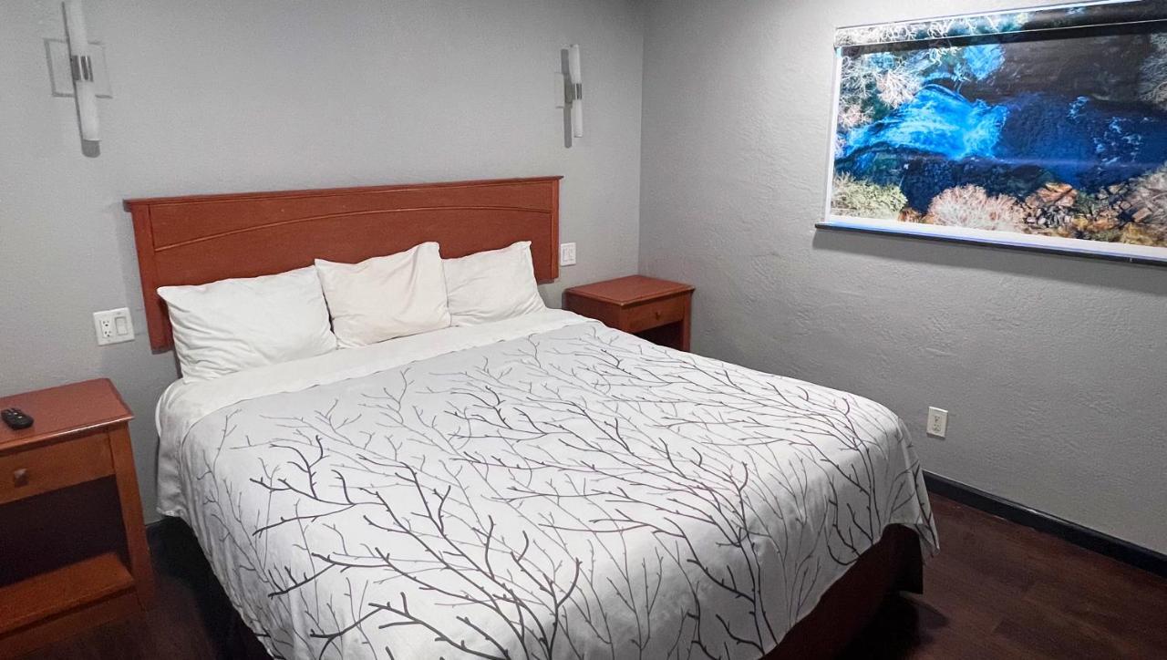 Anchorage Inn Lakeport Esterno foto
